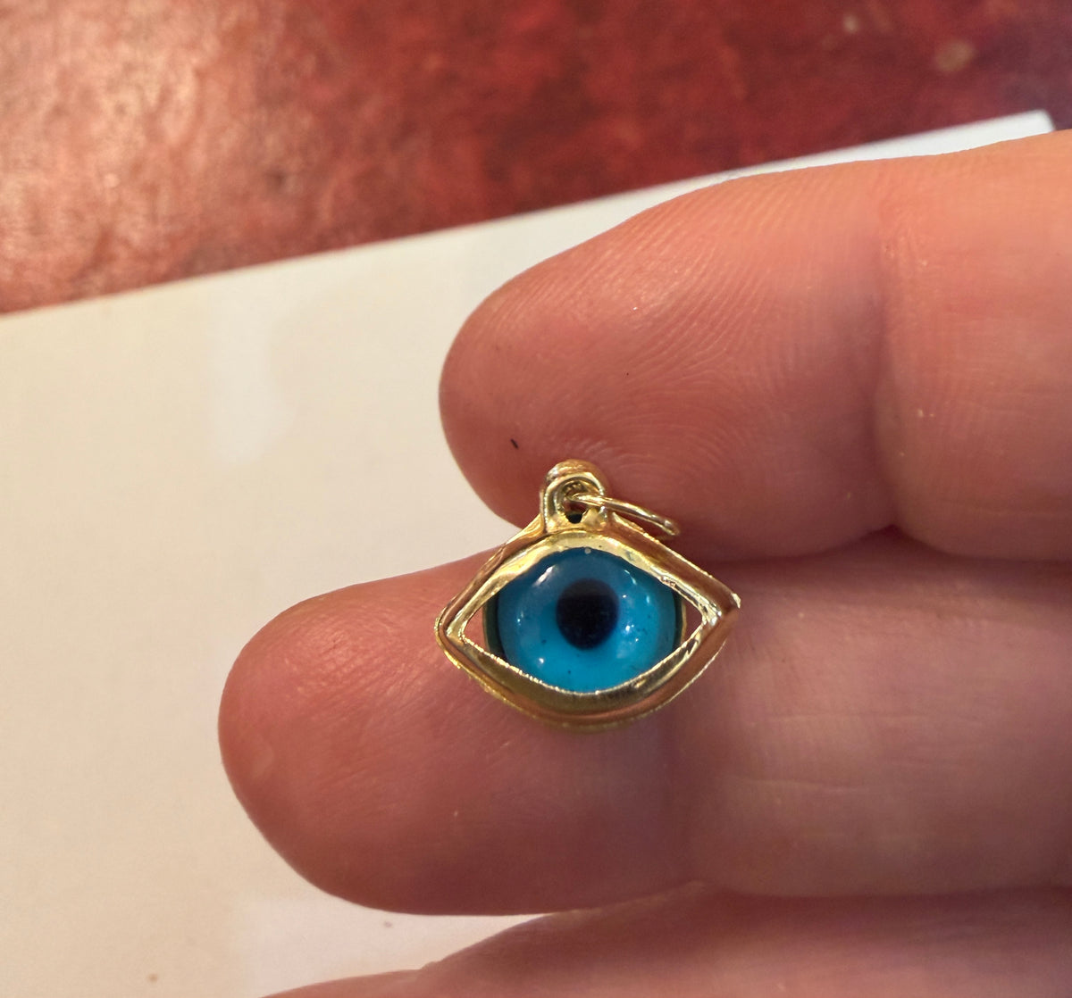 14ct 585 preowned evil eye charm / pendant 0.70g in the shape of an eye