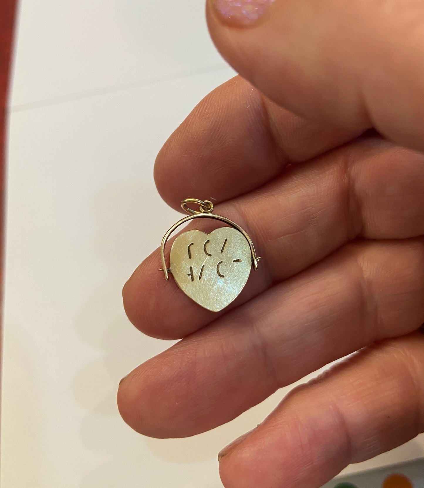 9ct vintage i love you spinner charm, circa 1973 Birmingham 0.9g