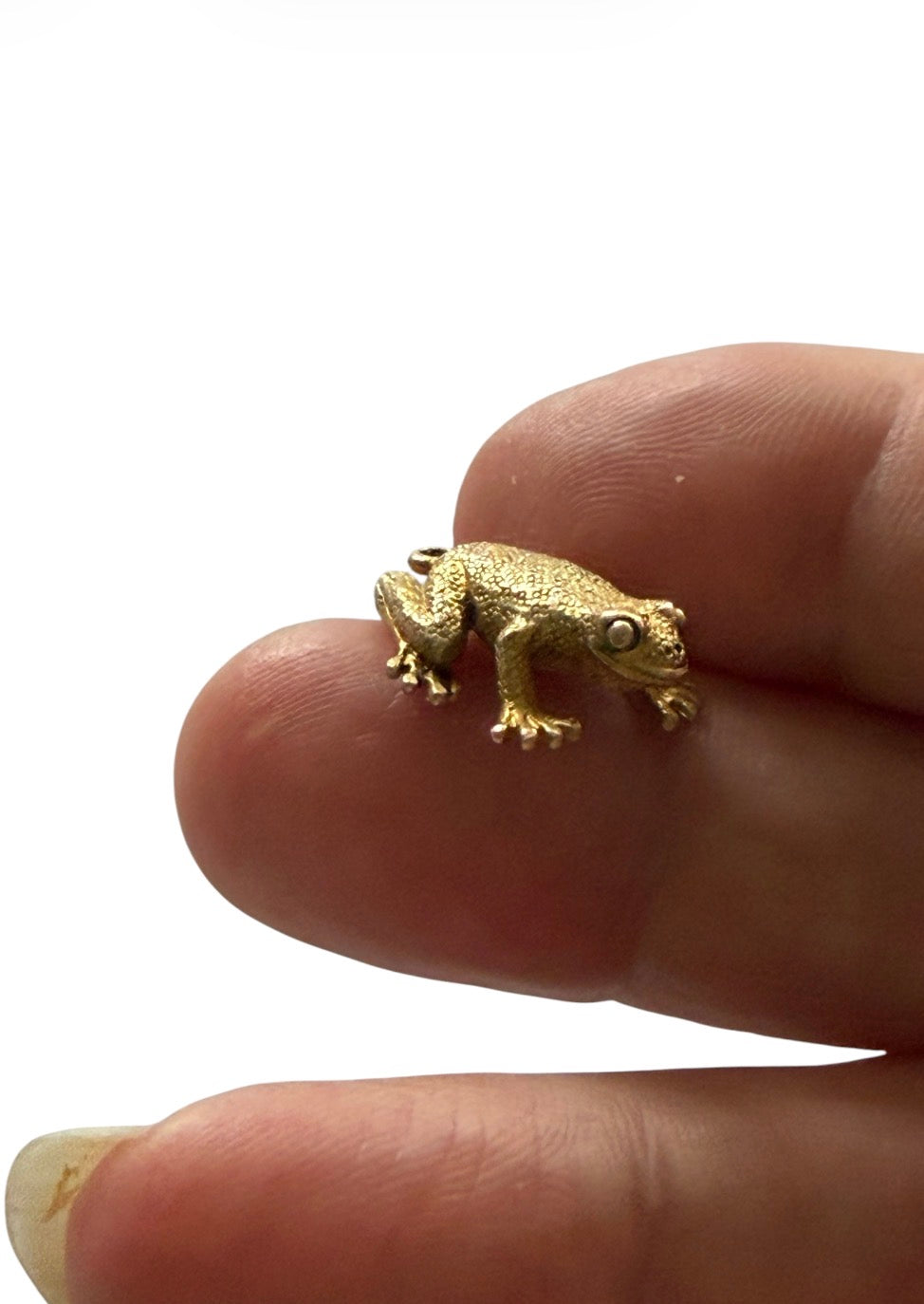 9ct vintage frog charm, citca 1960, solid gold 4.01g