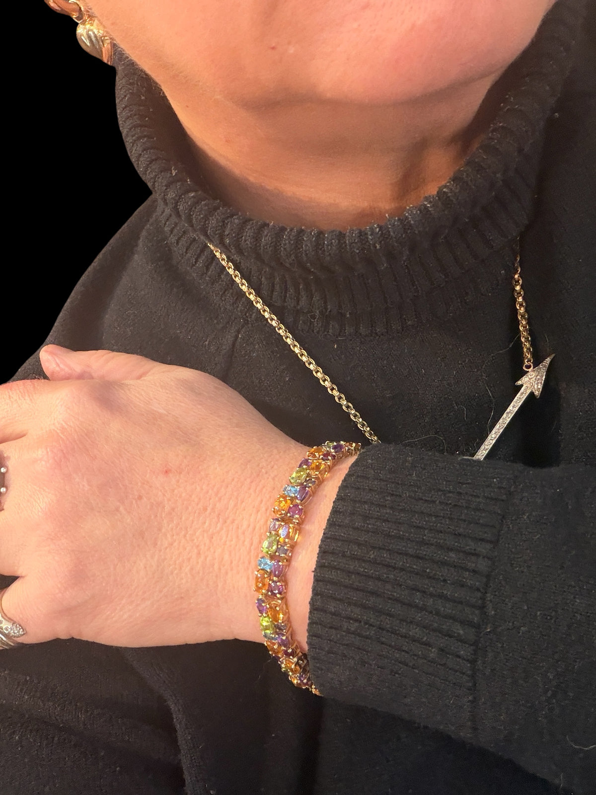 9ct vintage pre owned multi gem stone bracelet . 7 1/2 inches (18.5 cm)