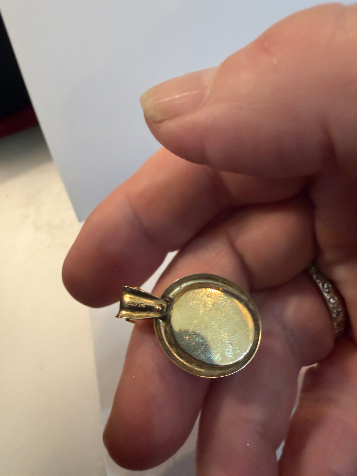 9ct vintage / preowned blue jasper guardian angel pendant and chain