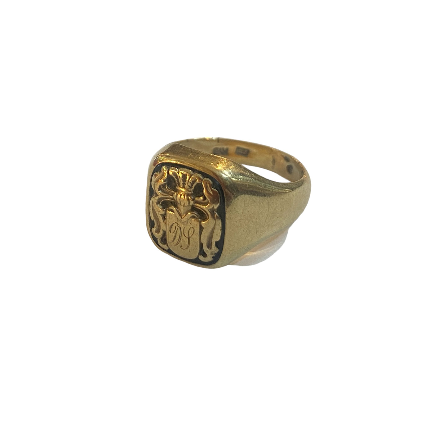 9ct vintage signet ring with a crest ring size U 1/2