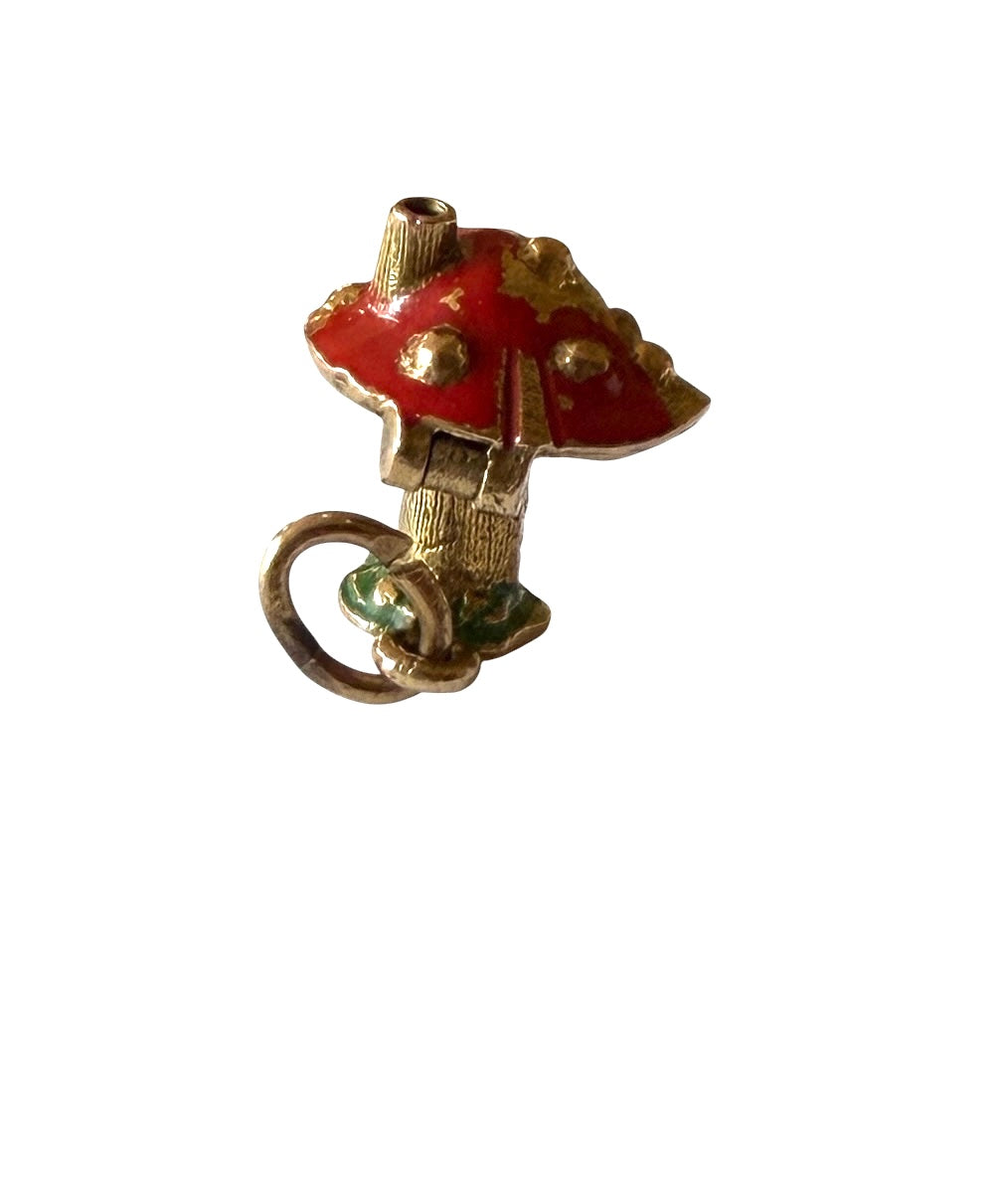 9ct vintage toad stool charm with gnome, 1963 by Georg Jensen 3.44g