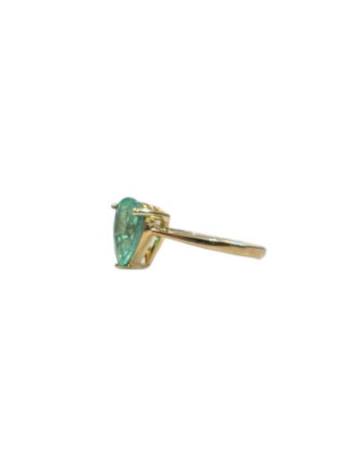 9ct pre owned 1.0ct pear shaped emerald ring size N 1/2