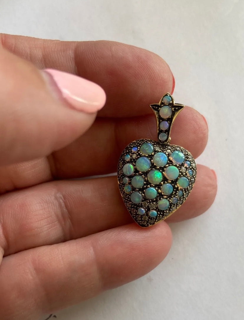 9ct gold preloved heart shape opal and diamond pendant locket