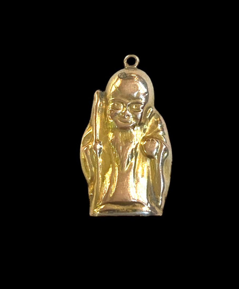 14k vintage charm of Sau, Chinese dog of longevity . HOLLOW