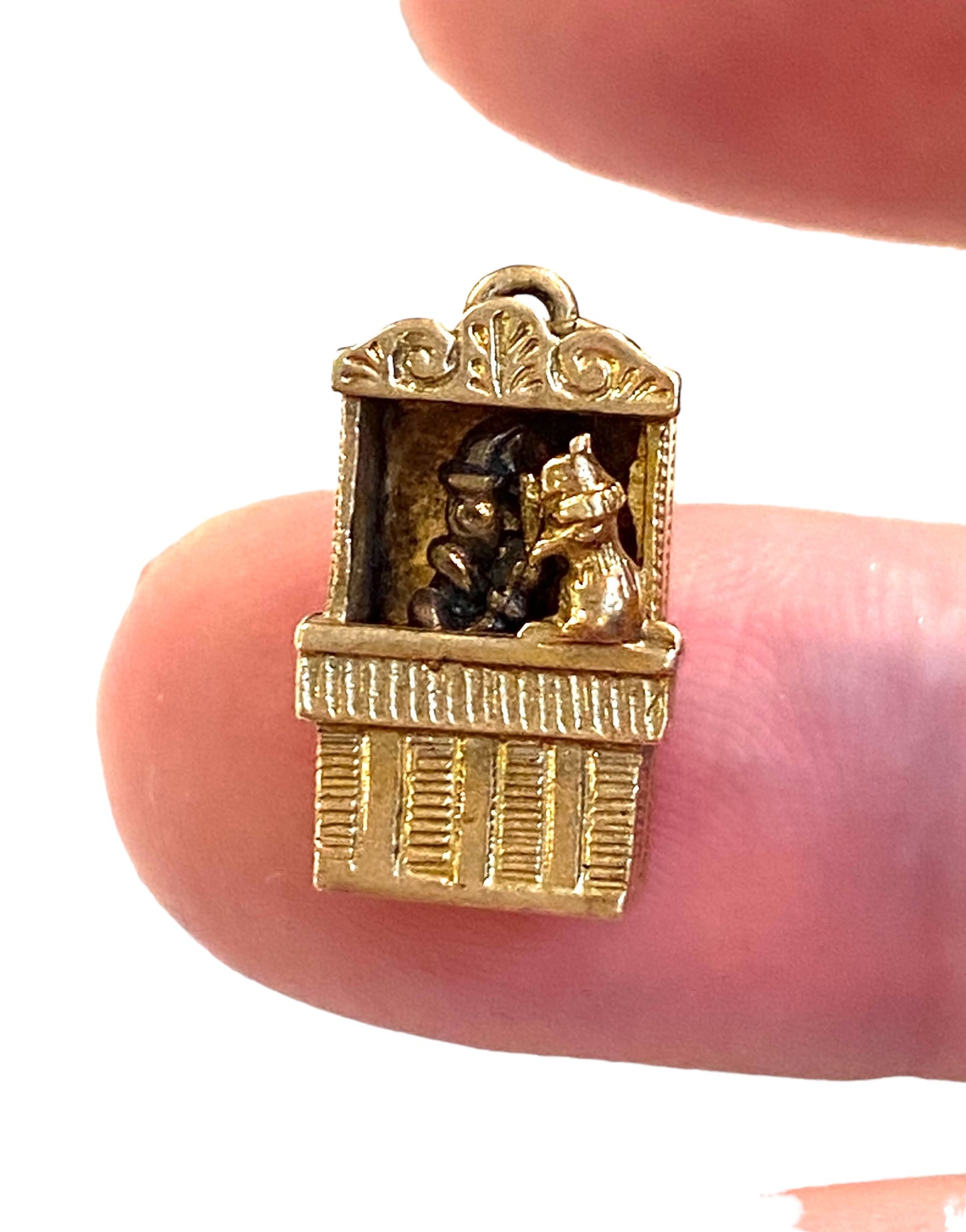 9ct vintage articulated Punch and Judy charm / pendant