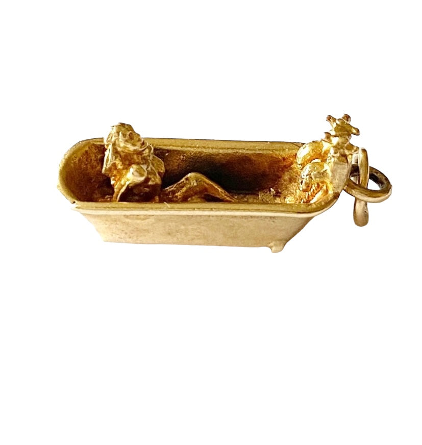 9ct vintage bath with nude lady  charm