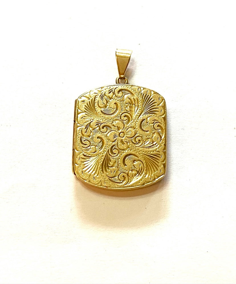 9ct vintage locket square in design circa 1994 7.3g