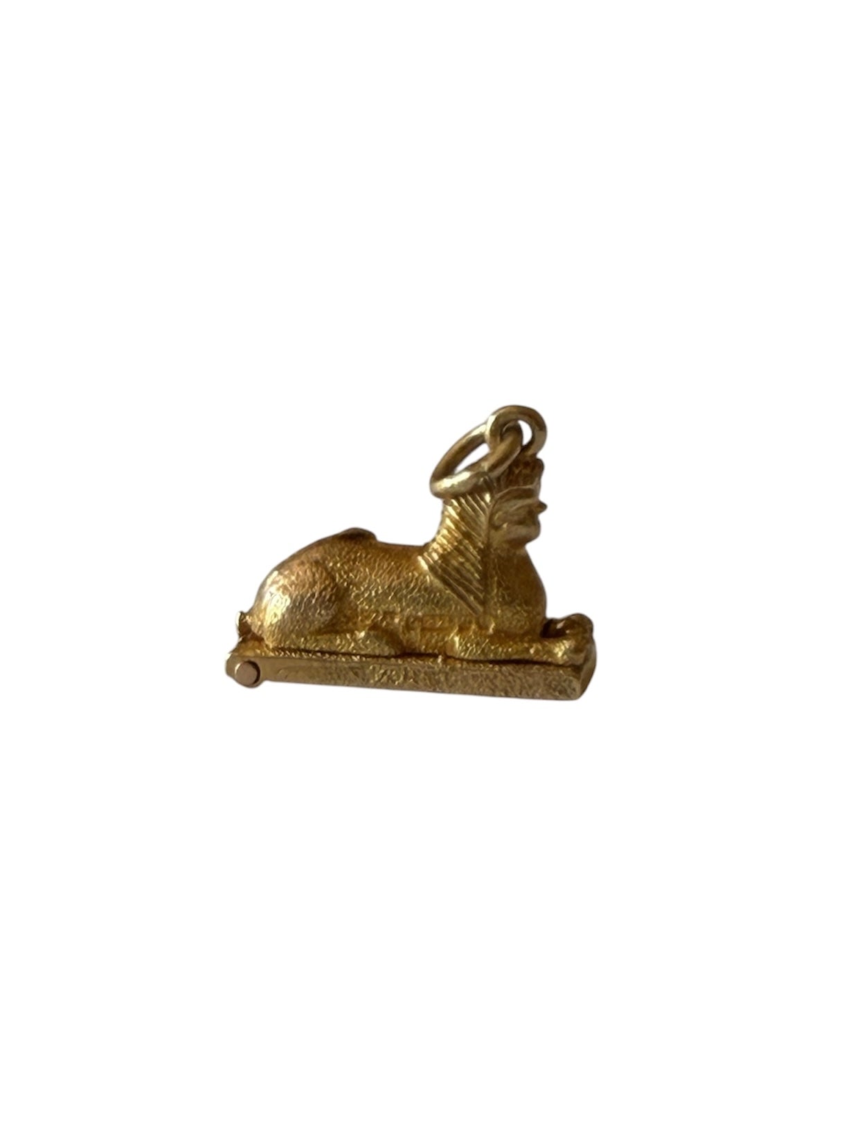 9ct vintage sphinx charm opening with mummy inside. circa 1952 3.22g by PPLD