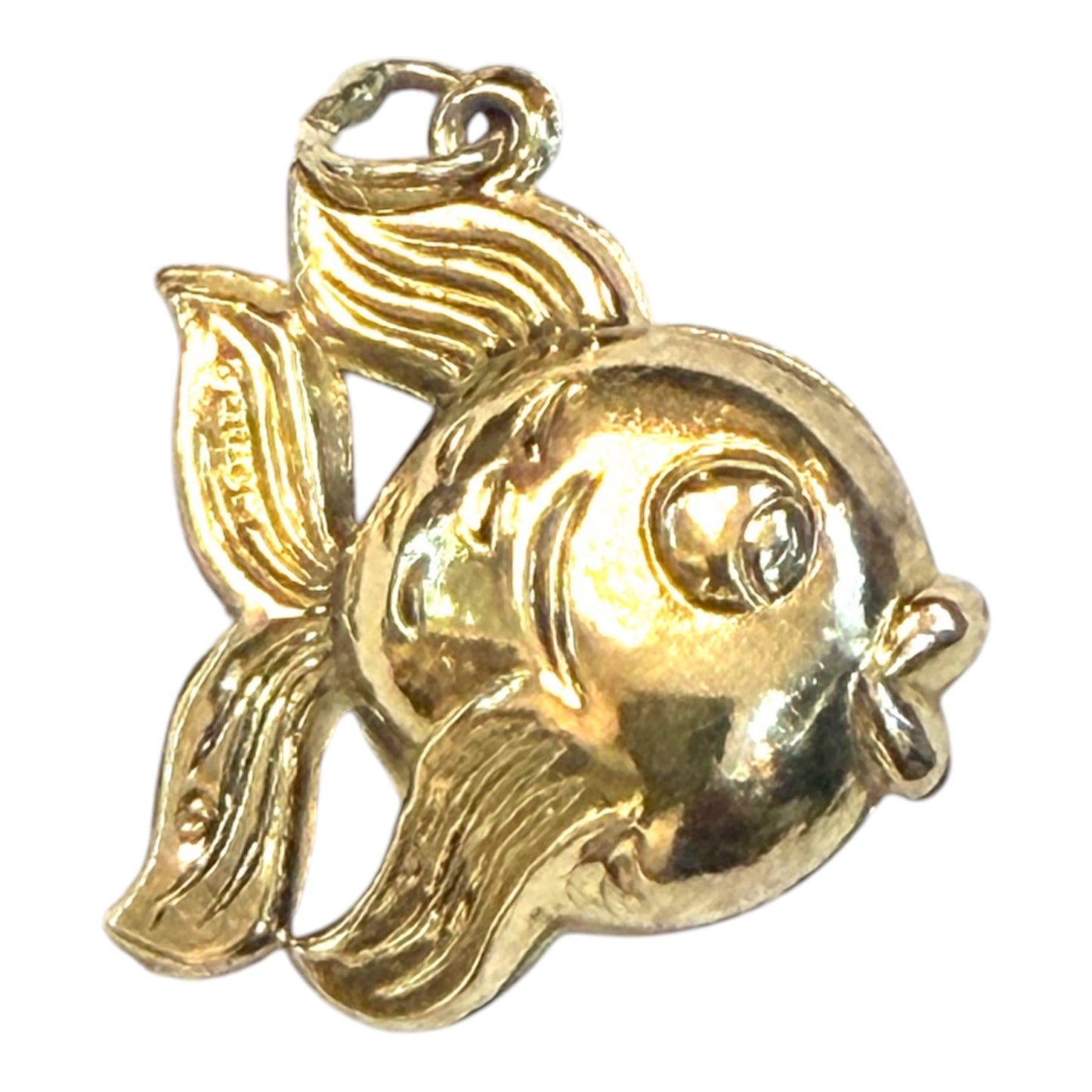 9ct vintage fish charm. hollow 1.2g circa 1987 London