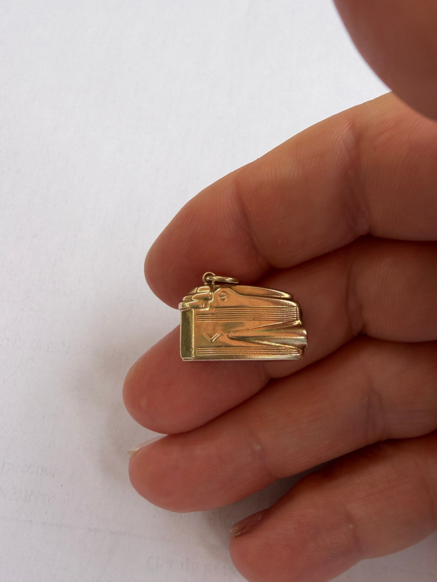 9ct vintage lighter charm, ronson lighter circa 1967.