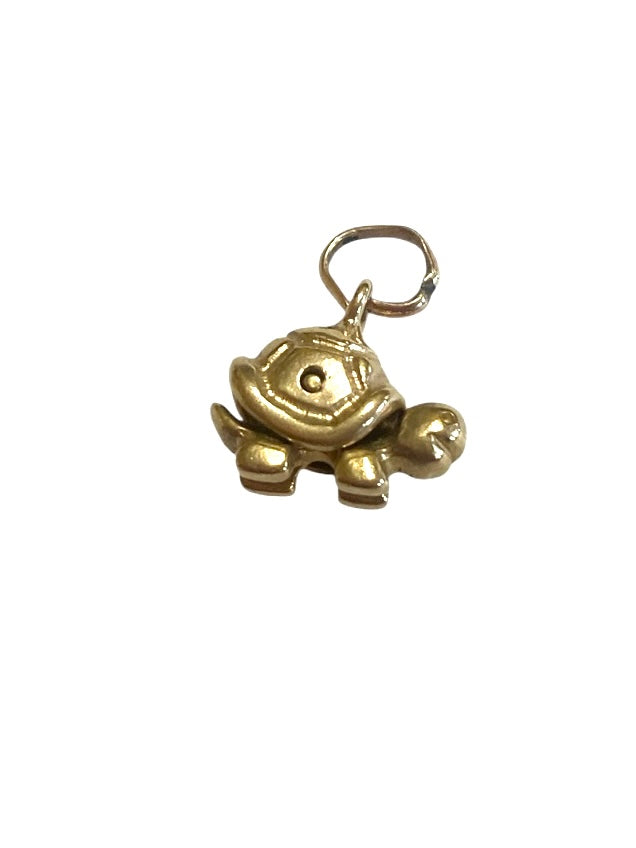 9ct vintage tortoise charm, articulated.