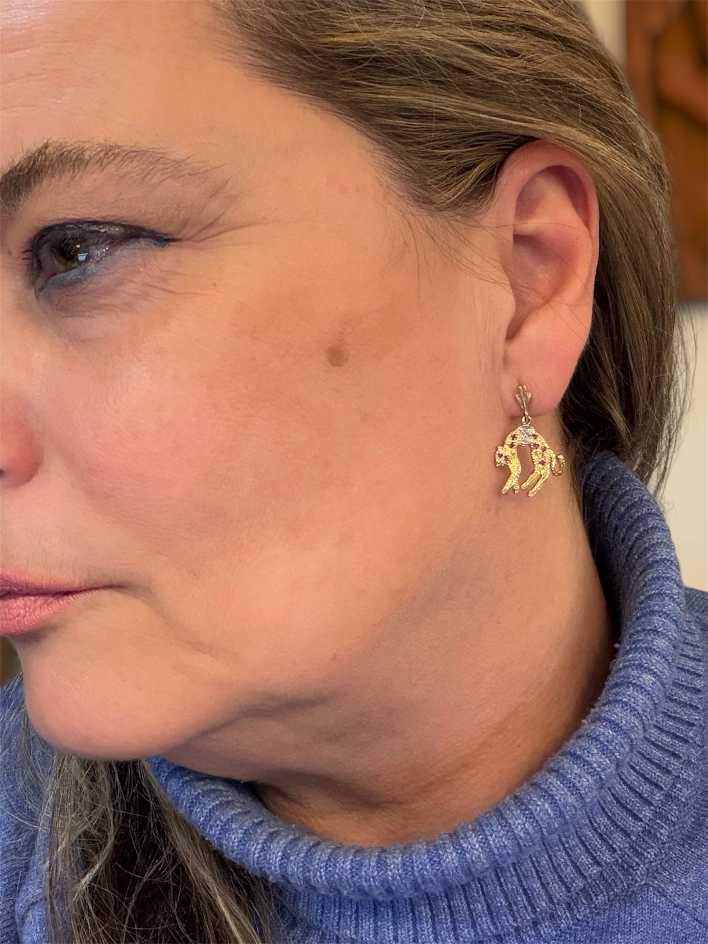 9ct vintage leopard drop earring for pierce ears circa 1989