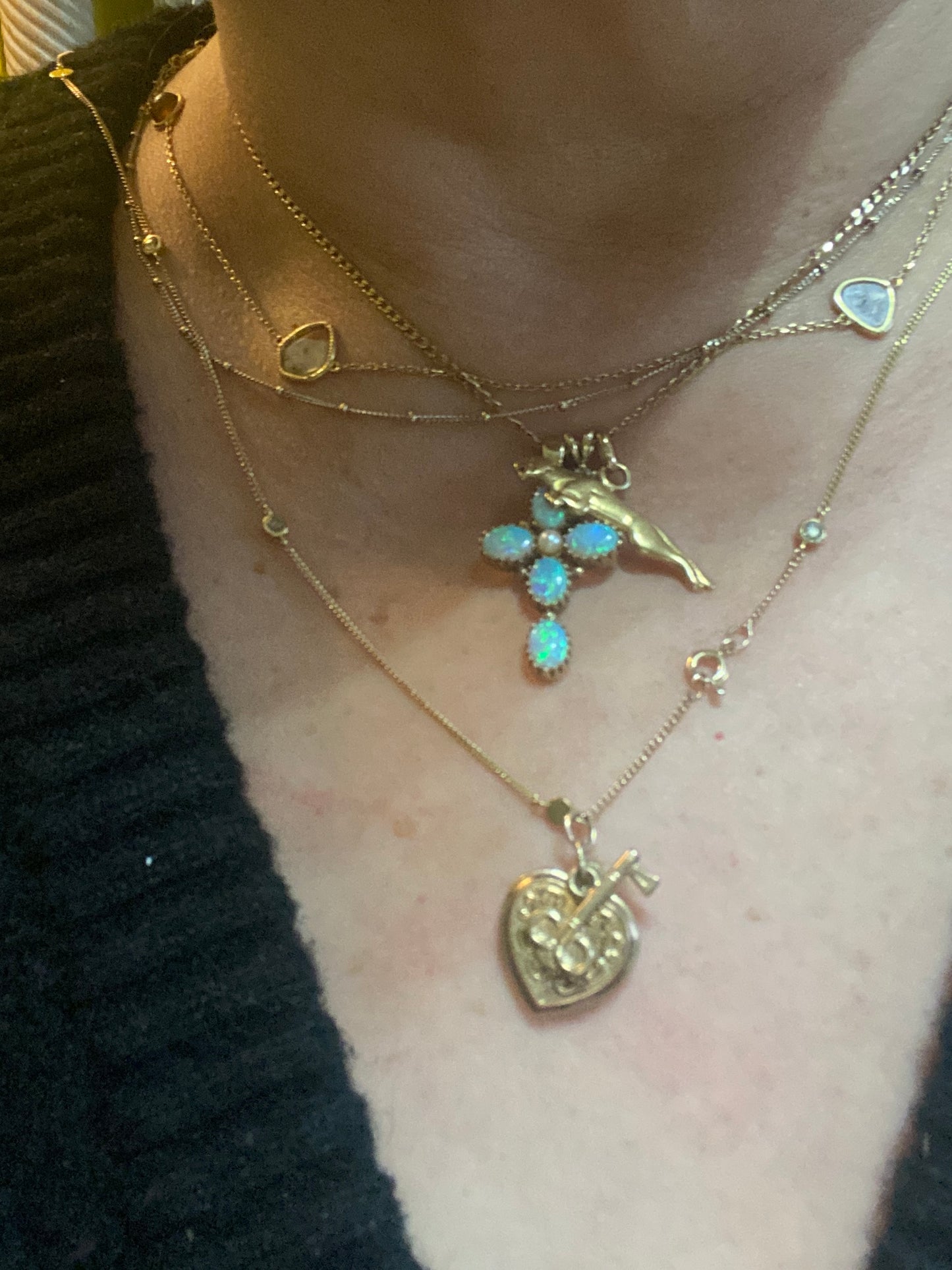 9ct vintage heart and key charm circa 1973