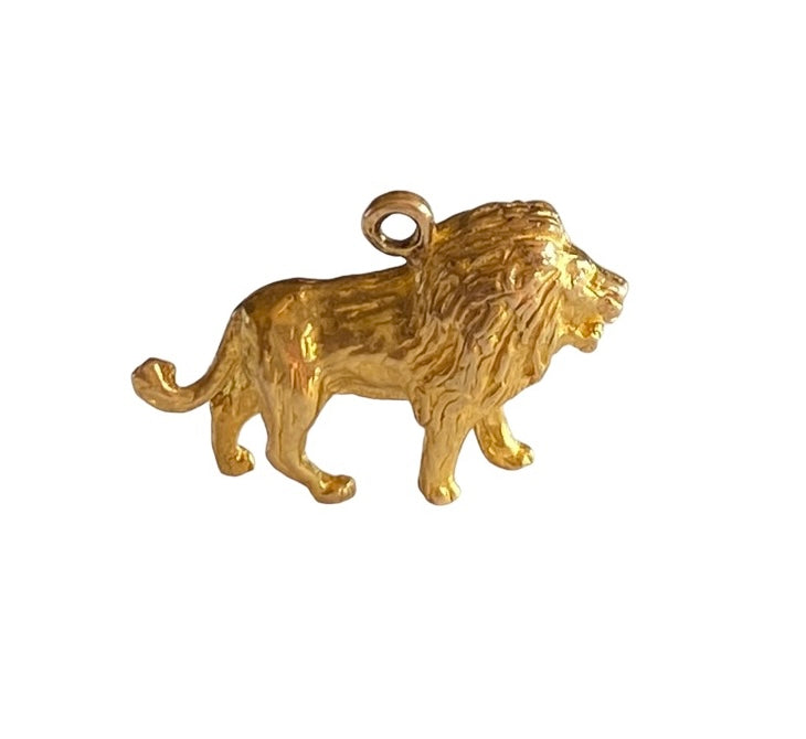 9ct vintage solid gold lion charm circa 1969