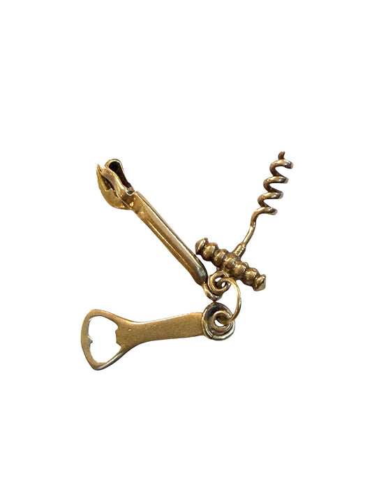 9ct vintage corkscrew charm circa 1965 2.0g