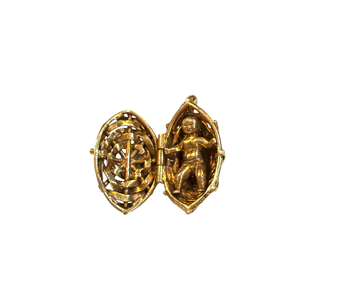 9ct vintage opening moses basket charm / pendant circa 1959 7.23g