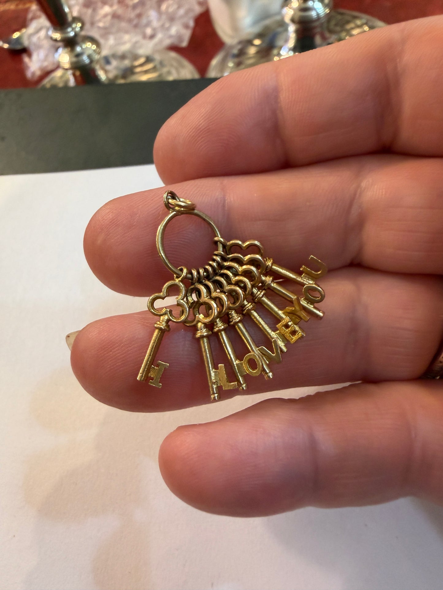 9ct vintage ' i love you keys' charm circa 1972 maker RP 3.41g
