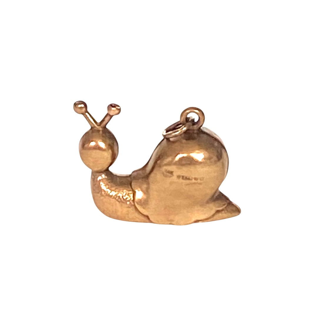 9ct vintage snail charm circa 1973 by S&K